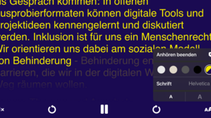 Gedruckter Text mit angepasster Farbe und Textgröße im Vorlesemodus